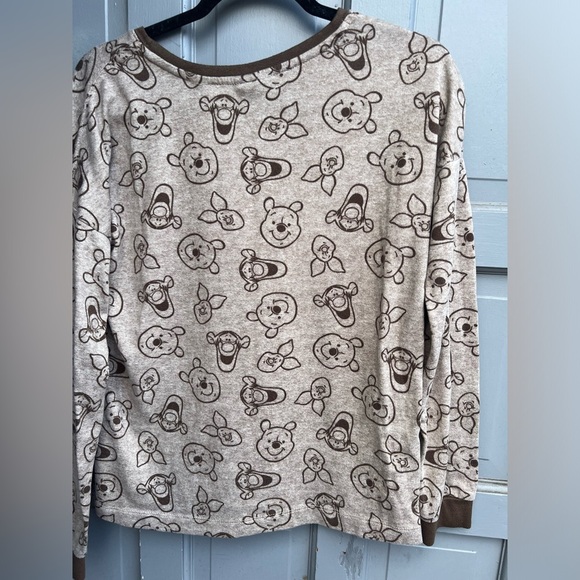 Disney women’s 2 piece cozy pajama set Winnie the Pooh Tan size small, excellent - Picture 7 of 15